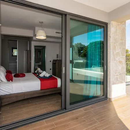 Villa Madize Beach House On The Sea *