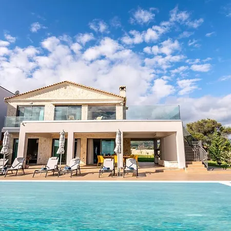ヴィラ Madize Beach House On The Sea *